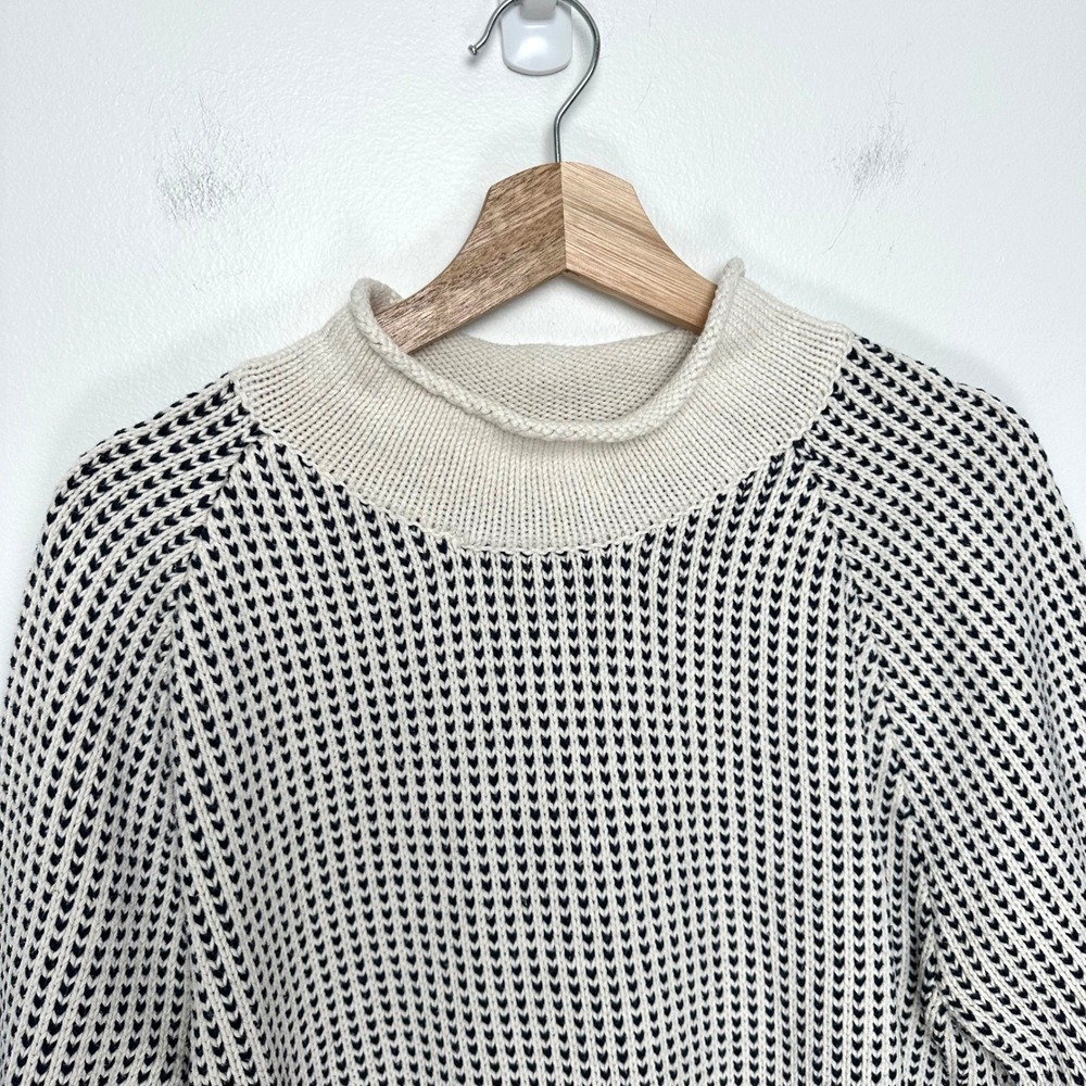 LL Bean Signature Organic Cotton Rollneck Sweater Mens Cream Navy Birdseye Knit - Picture 8 of 12